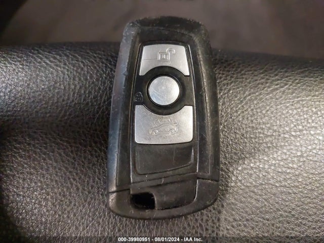 BMW 320i 2015 WBA3B1C52FP681070 Image 11