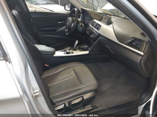 BMW 320i 2015 WBA3B1C52FP681070 Image 5
