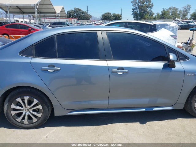 Toyota Corolla Hybrid Le 2021 JTDEAMDE9MJ027438 Image 13