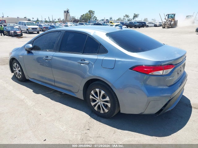 Toyota Corolla Hybrid Le 2021 JTDEAMDE9MJ027438 Image 3
