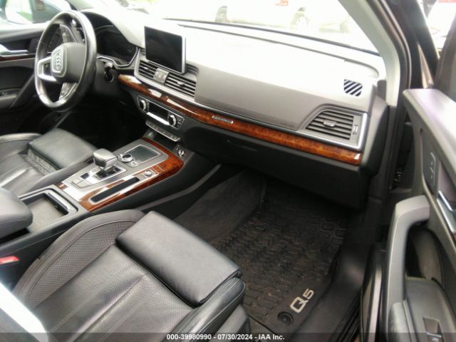 WA1BNAFY8J2144425 Audi Q5 2.0t Premium/2.0t Tech Premium