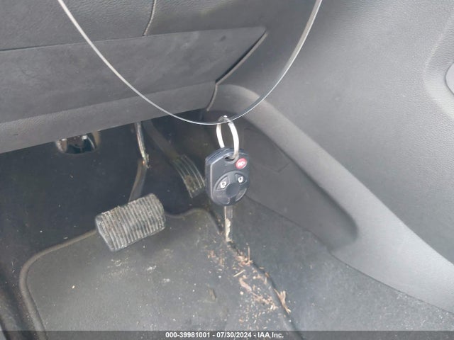 Ford ESCAPE SE 2017 1FMCU0G93HUD49241 Image 11
