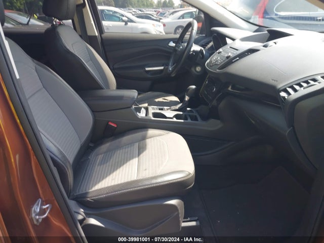 Ford ESCAPE SE 2017 1FMCU0G93HUD49241 Image 5