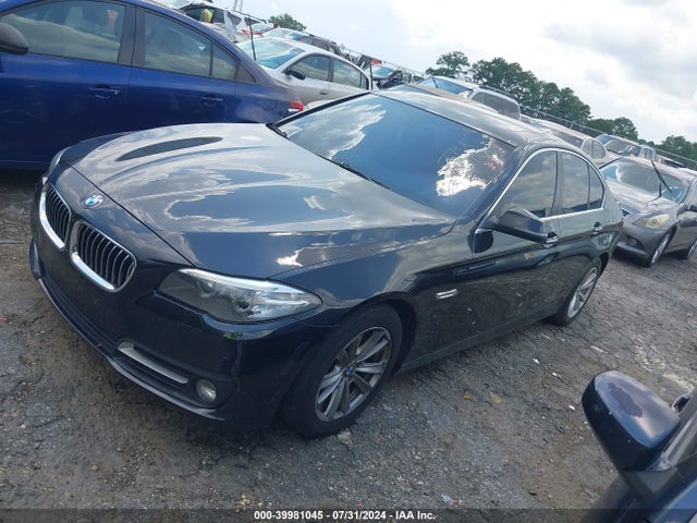 BMW 528i Xdrive 2015 WBA5A7C56FD623916 Image 2