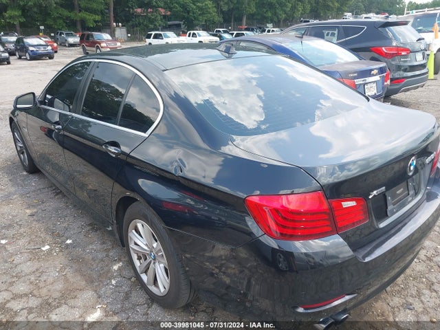 BMW 528i Xdrive 2015 WBA5A7C56FD623916 Image 3