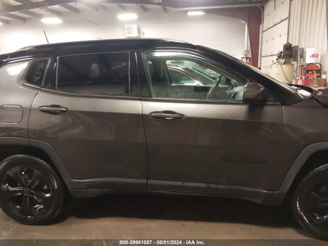 3C4NJDBB2JT434109 Jeep Compass Altitude 4x4