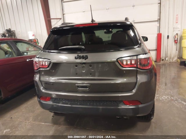 3C4NJDBB2JT434109 Jeep Compass Altitude 4x4