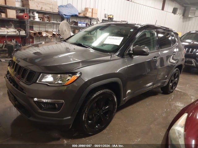3C4NJDBB2JT434109 Jeep Compass Altitude 4x4