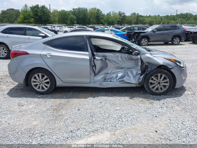 Hyundai ELANTRA SE 2016 5NPDH4AE2GH797442 Image 13