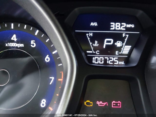 Hyundai ELANTRA SE 2016 5NPDH4AE2GH797442 Image 15