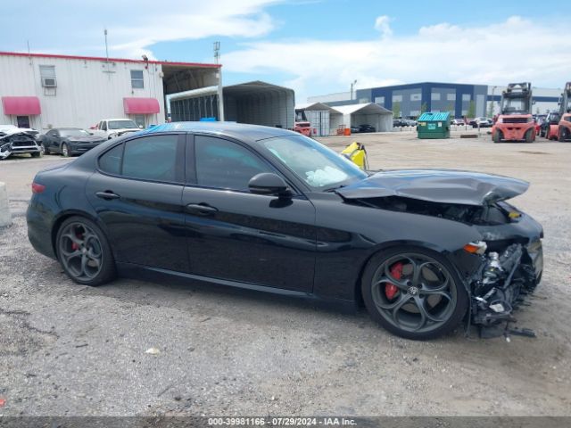 ZARFAECN7H7560165 Alfa Romeo Giulia Ti Rwd