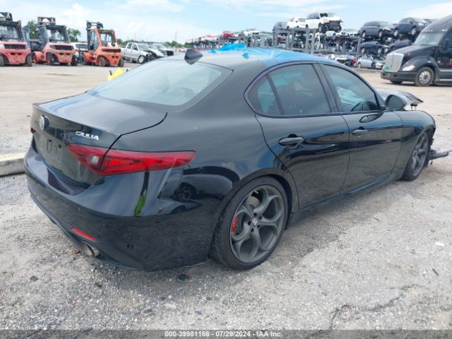ZARFAECN7H7560165 Alfa Romeo Giulia Ti Rwd