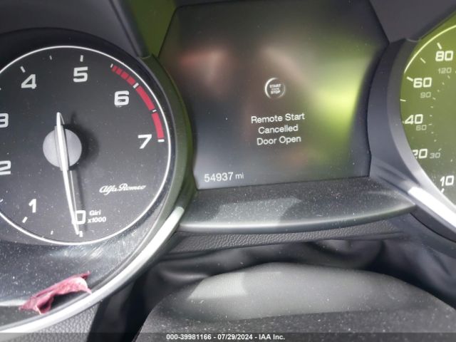 ZARFAECN7H7560165 Alfa Romeo Giulia Ti Rwd
