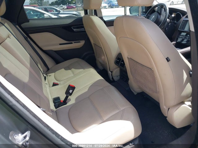 2017 JAGUAR F-PACE SADCK2BV3HA066452 Photo 7