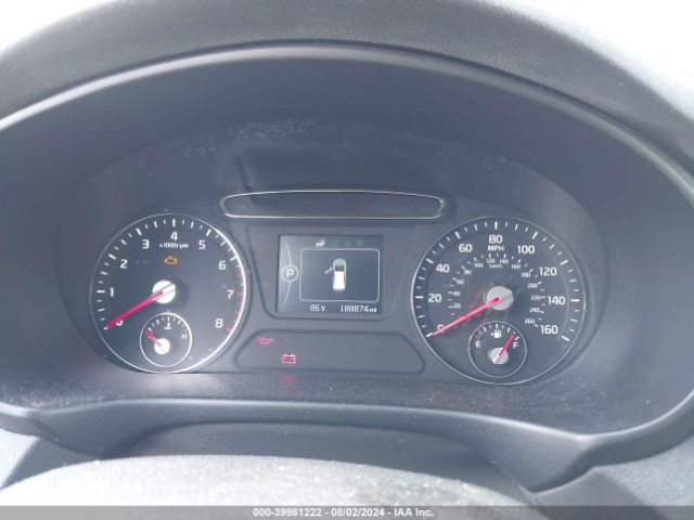 5XYPGDA53HG331253 KIA Sorento 3.3l Lx