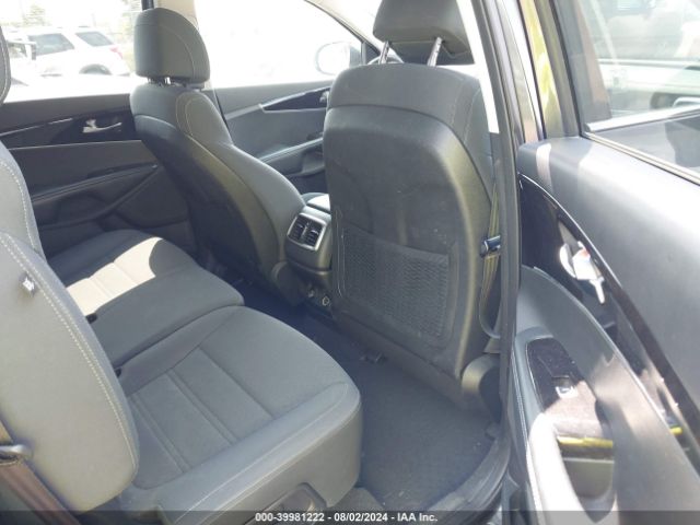5XYPGDA53HG331253 KIA Sorento 3.3l Lx