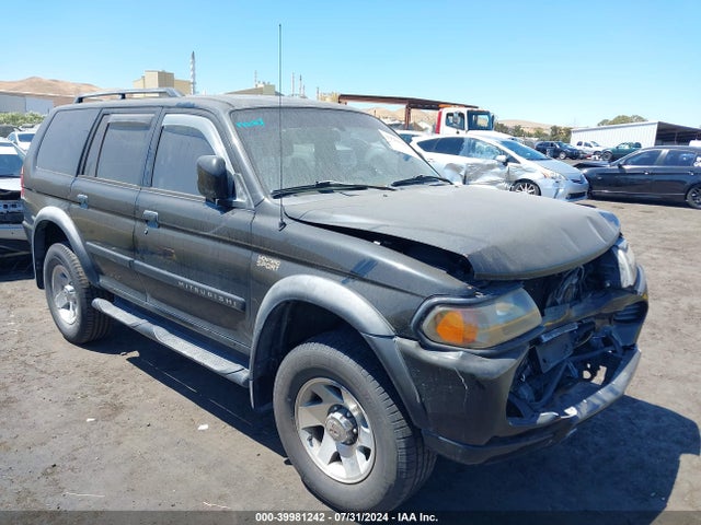 2002 MITSUBISHI MONTERO SPORT JA4LS21HX2J041170 Photo 0