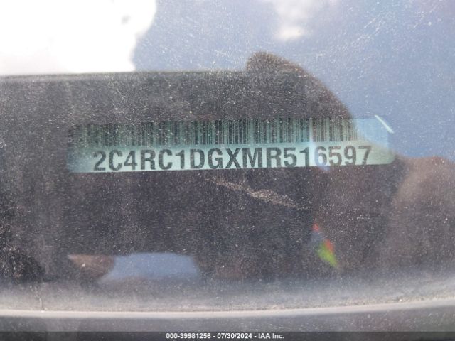 2C4RC1DGXMR516597 Chrysler Voyager Lxi