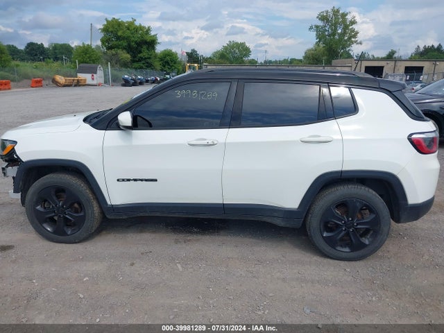 Jeep Compass Altitude 4x4 2018 3C4NJDBBXJT395687 Image 14