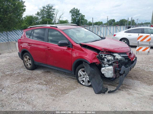 Toyota RAV4 LE 2015 JTMBFREV7FD145053 главное изображение