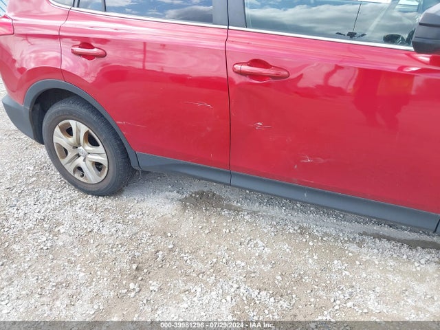 Toyota RAV4 LE 2015 JTMBFREV7FD145053 Image 17