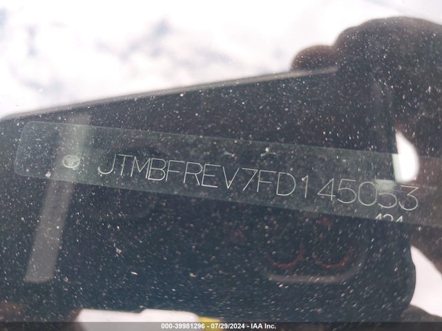 Toyota RAV4 LE 2015 JTMBFREV7FD145053 Image 9