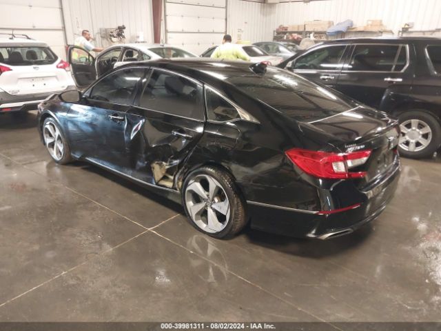1HGCV1F91JA009474 Honda Accord Touring