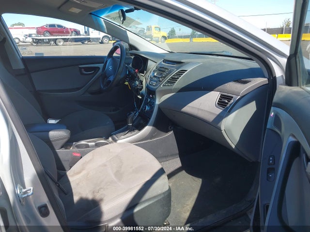 Hyundai ELANTRA SE 2016 5NPDH4AE8GH702432 Image 5