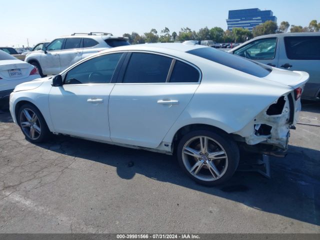 YV126MFB2F1313670 Volvo S60 T5 Premier