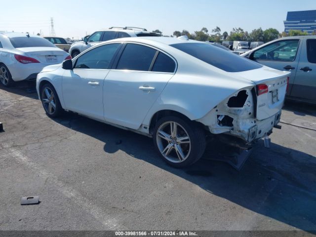 YV126MFB2F1313670 Volvo S60 T5 Premier