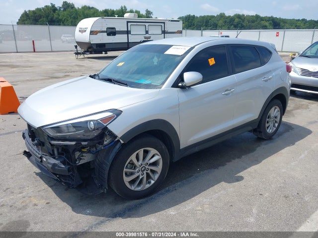 KM8J23A43JU736308 Hyundai TUCSON SE