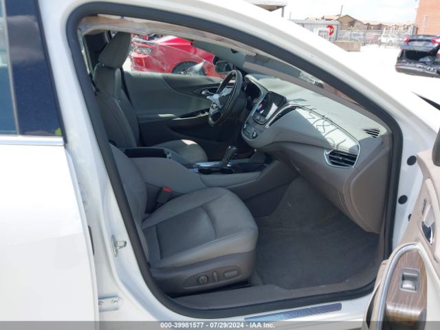 1G1ZH5SX1GF360241 Chevrolet Malibu Premier