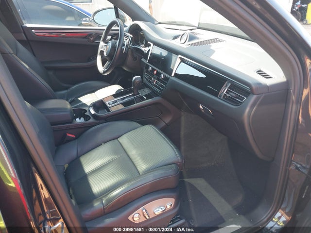2022 PORSCHE MACAN WP1AG2A56NLB23859 Photo 4
