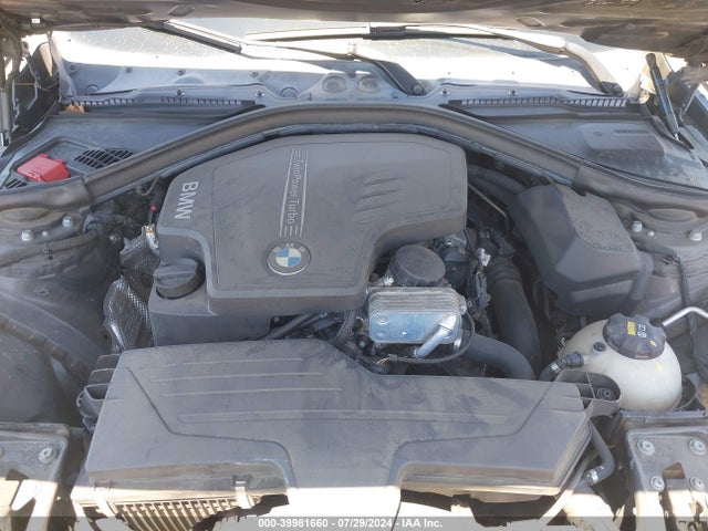 WBA8E5G53GNU21045 BMW 320i Xdrive