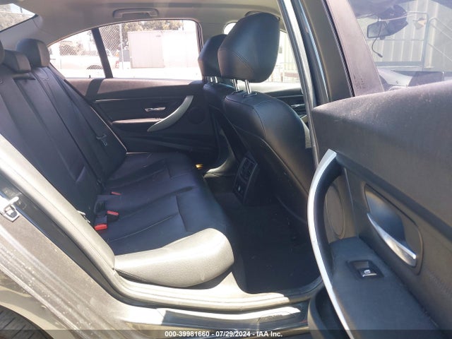 WBA8E5G53GNU21045 BMW 320i Xdrive