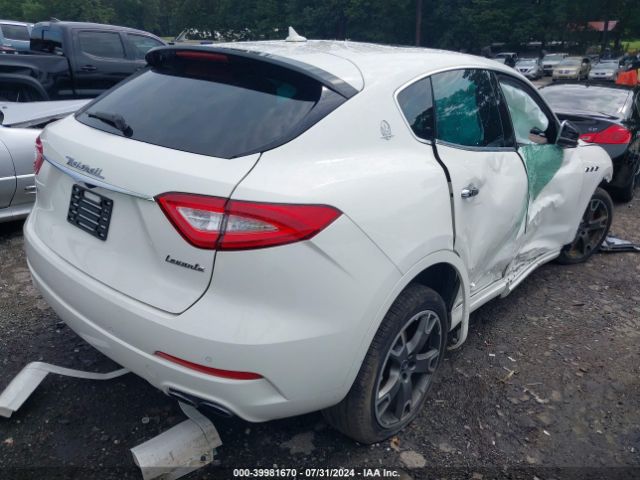 ZN661XUA8KX332747 Maserati Levante