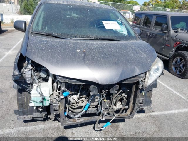 5TDKZ3DC1KS970203 Toyota Sienna Le 8 Passenger