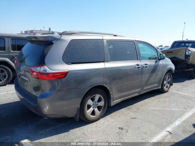 5TDKZ3DC1KS970203 Toyota Sienna Le 8 Passenger