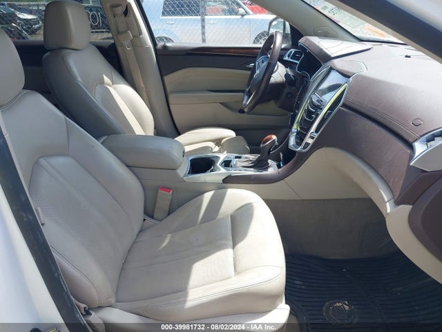 Cadillac Srx Luxury Collection 2015 3GYFNBE38FS605227 Image 5
