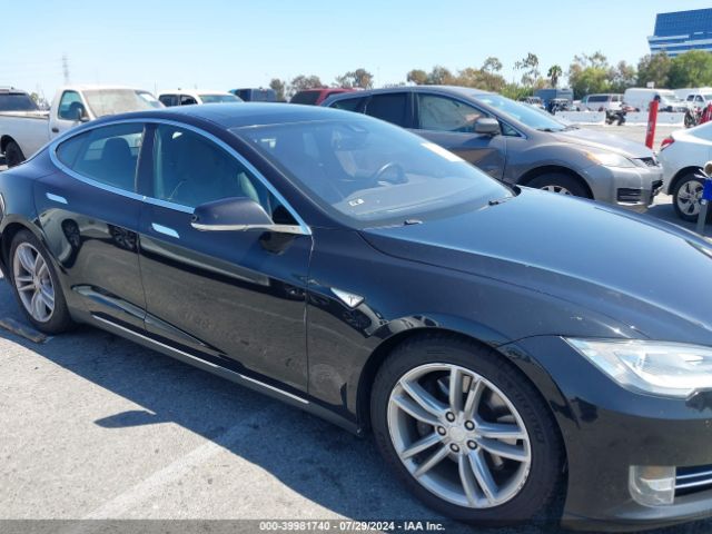 5YJSA1S22FF087615 Tesla Model S 70d/85d/p85d