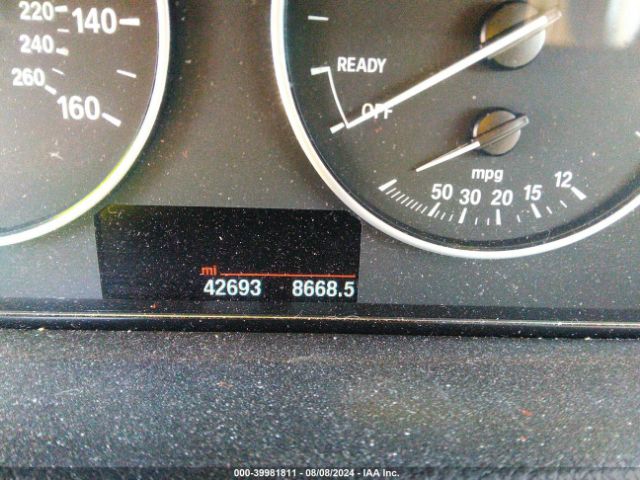 WBA8A9C59JAD27861 BMW 320i