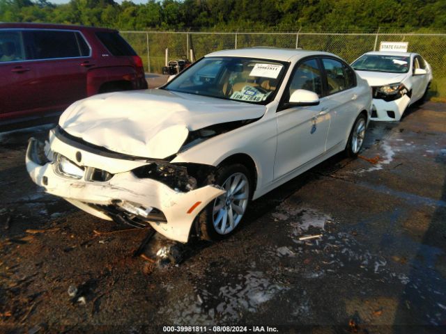 WBA8A9C59JAD27861 BMW 320i