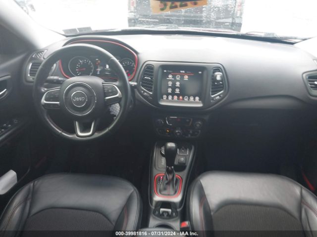 3C4NJDDB4JT199256 Jeep Compass Trailhawk 4x4