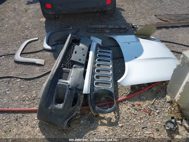 ZACCJABB6JPJ19114 Jeep Renegade Latitude Fwd
