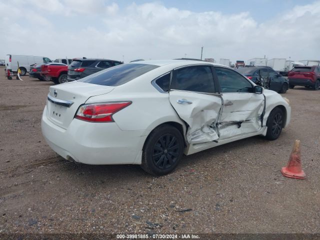 1N4AL3AP7FN372607 Nissan Altima 2.5 S