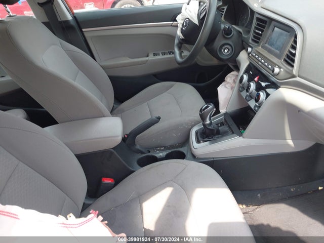 Hyundai ELANTRA SE 2019 5NPD74LF6KH449631 Image 5