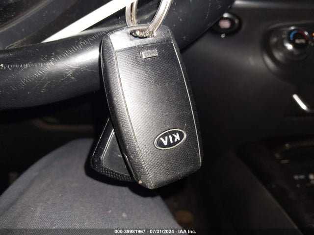 KIA Sorento 3.3l Ex 2016 5XYPHDA52GG001910 Image 11