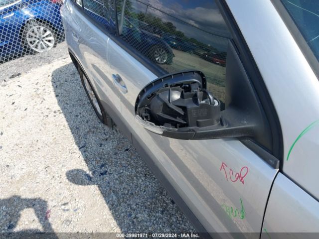 WVGAV3AX7EW599675 Volkswagen TIGUAN S