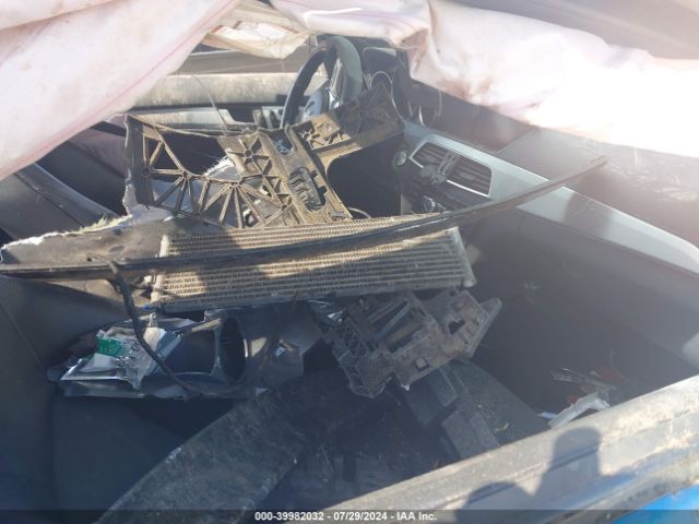 2014 MERCEDES-BENZ C 63 AMG WDDGJ7HB1EG178921 Photo 4