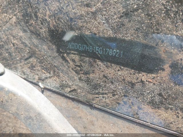 2014 MERCEDES-BENZ C 63 AMG WDDGJ7HB1EG178921 Photo 8